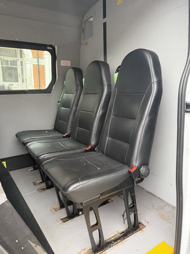 Crew cab rear van - rear, seating
