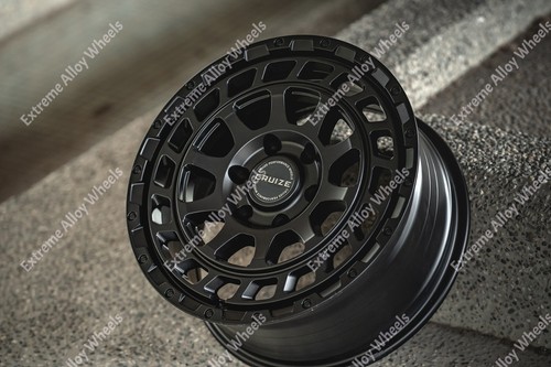 Black swamper alloy wheels - black,